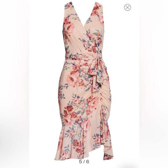 Eliza J Dresses & Skirts - Eliza J floral ruffle chiffon faux wrap dress